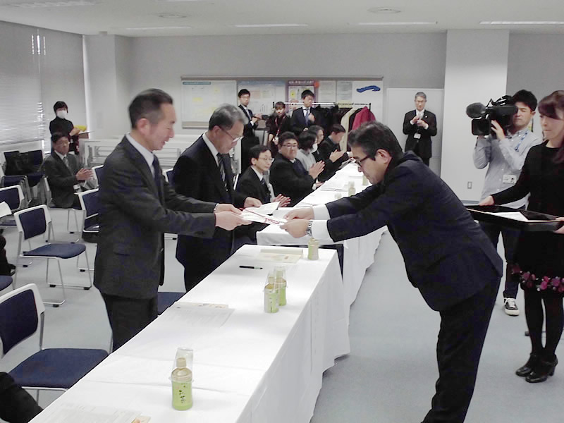 24時間テレビより福祉車両の寄贈
