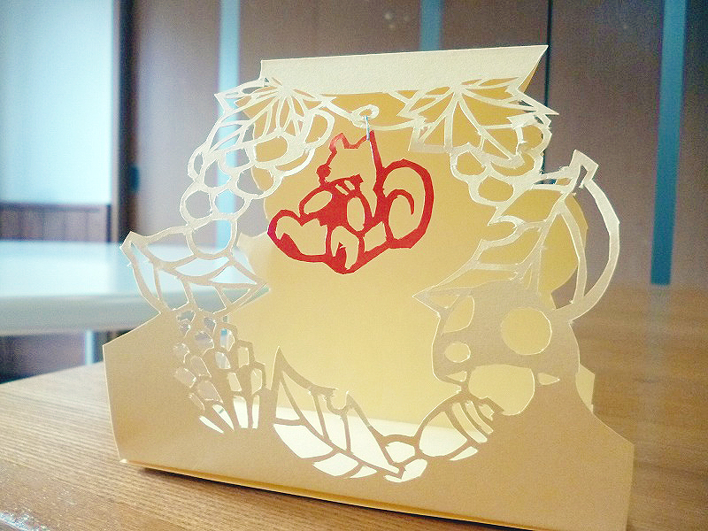 秋の切り絵第一号