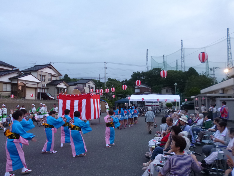 納涼盆踊り